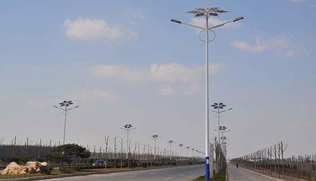 濟(jì)南道路太陽能路燈廠家供應(yīng)